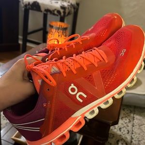 Cloud Tec On running sneakers